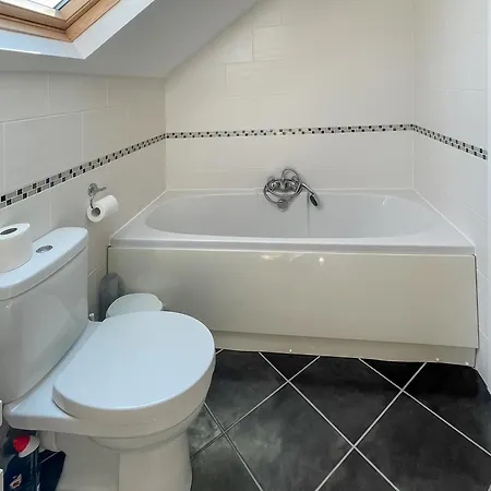 The Old Laundry 3 * كيسويك